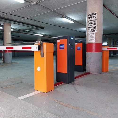 Gestión de accesos y guiado de parking para supermercados